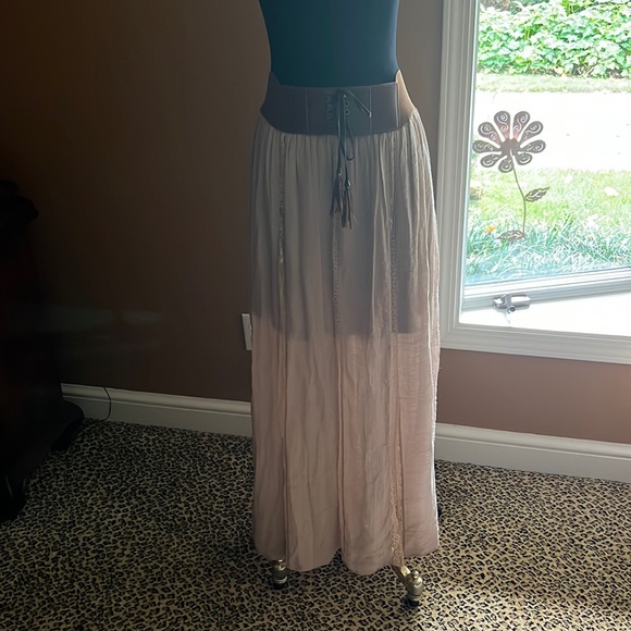 Altar’d State Skirt - Picture 1 of 6